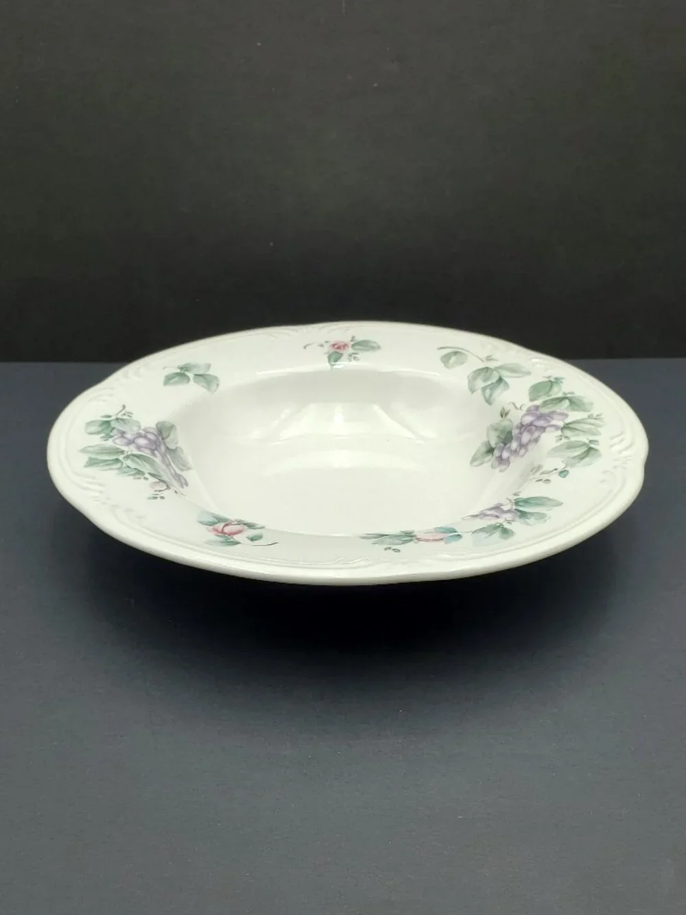 Pfaltzgraff Grapevine Dinner Bowls Individual Rimmed Pasta Bowls Salad Bowls